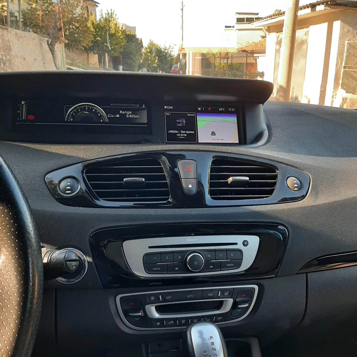 Renault Grand scenic Bose - изображение 4