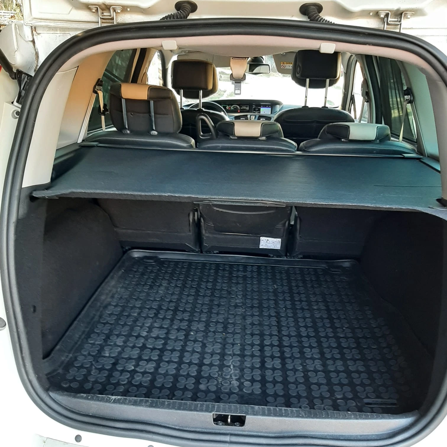 Renault Grand scenic Bose - изображение 10