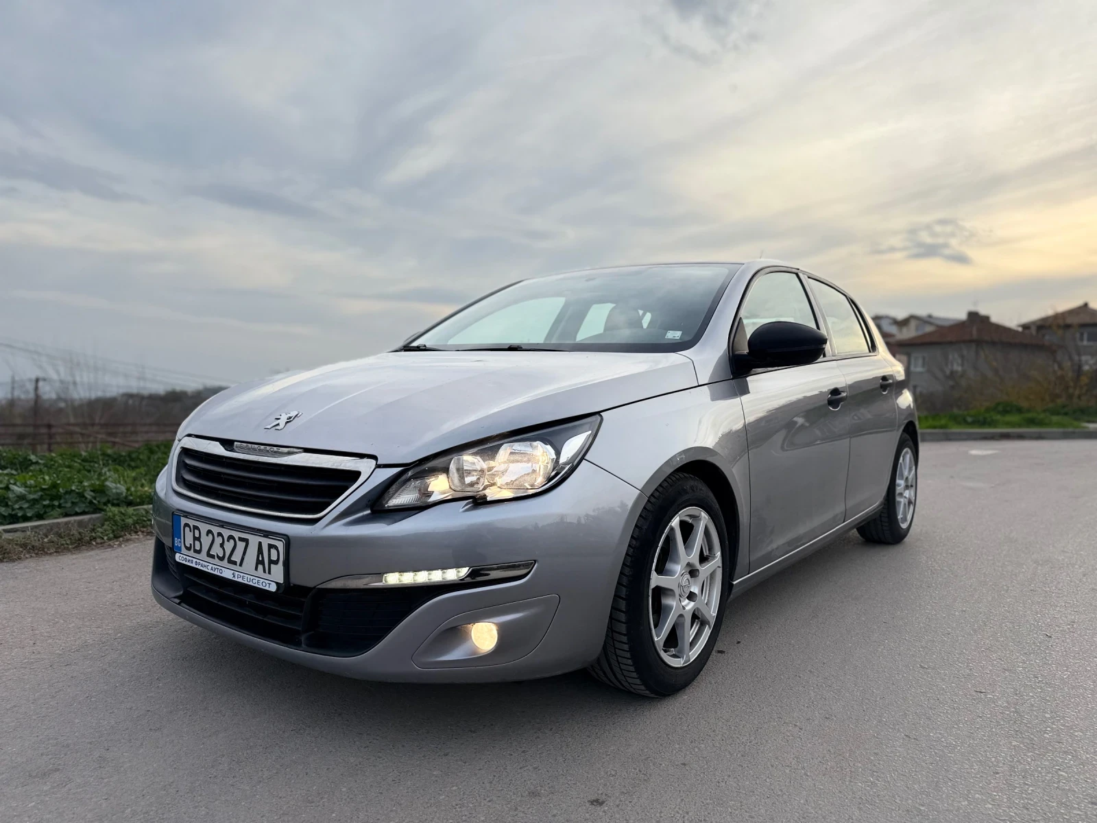 Peugeot 308 1.6 BlueHdi 120hp 4-5�/100�� 161000�� ������� | Mobile.bg � ����������� 1