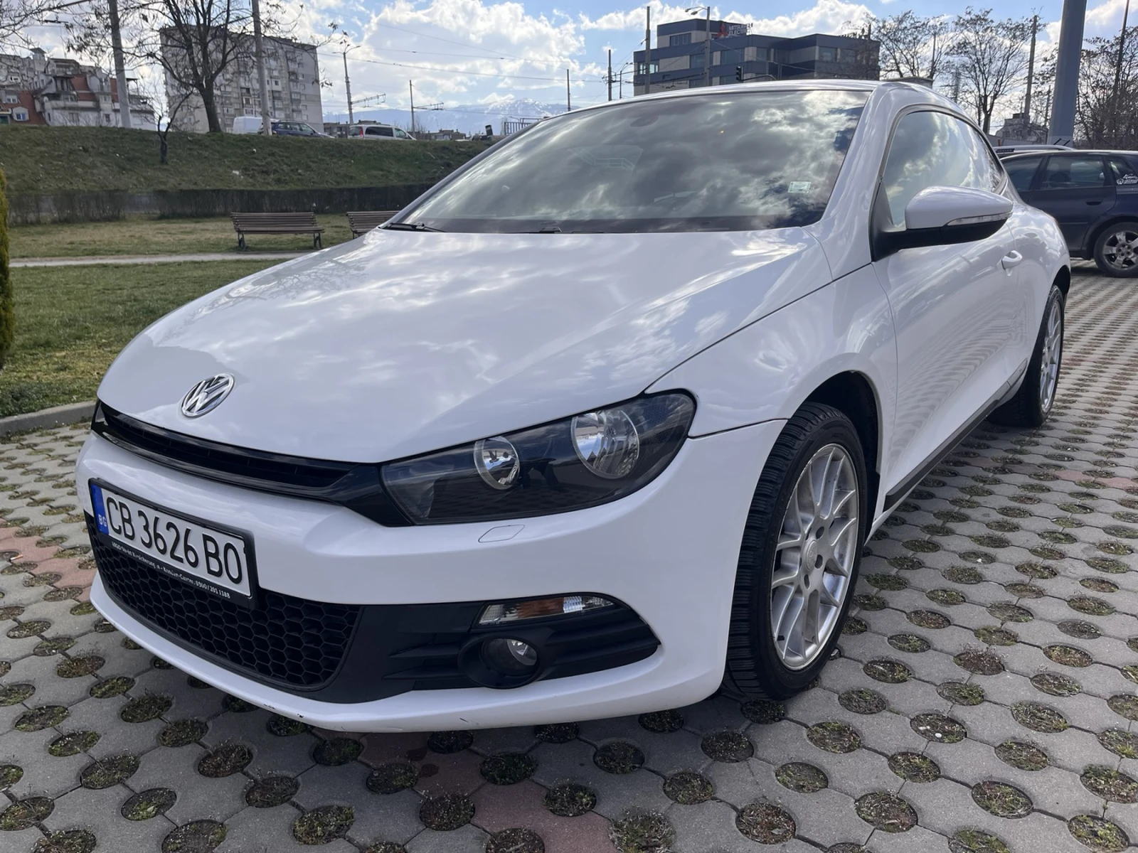 VW Scirocco 1.4TSI 160 PS, снимка 15 - Автомобили и джипове - 54000078