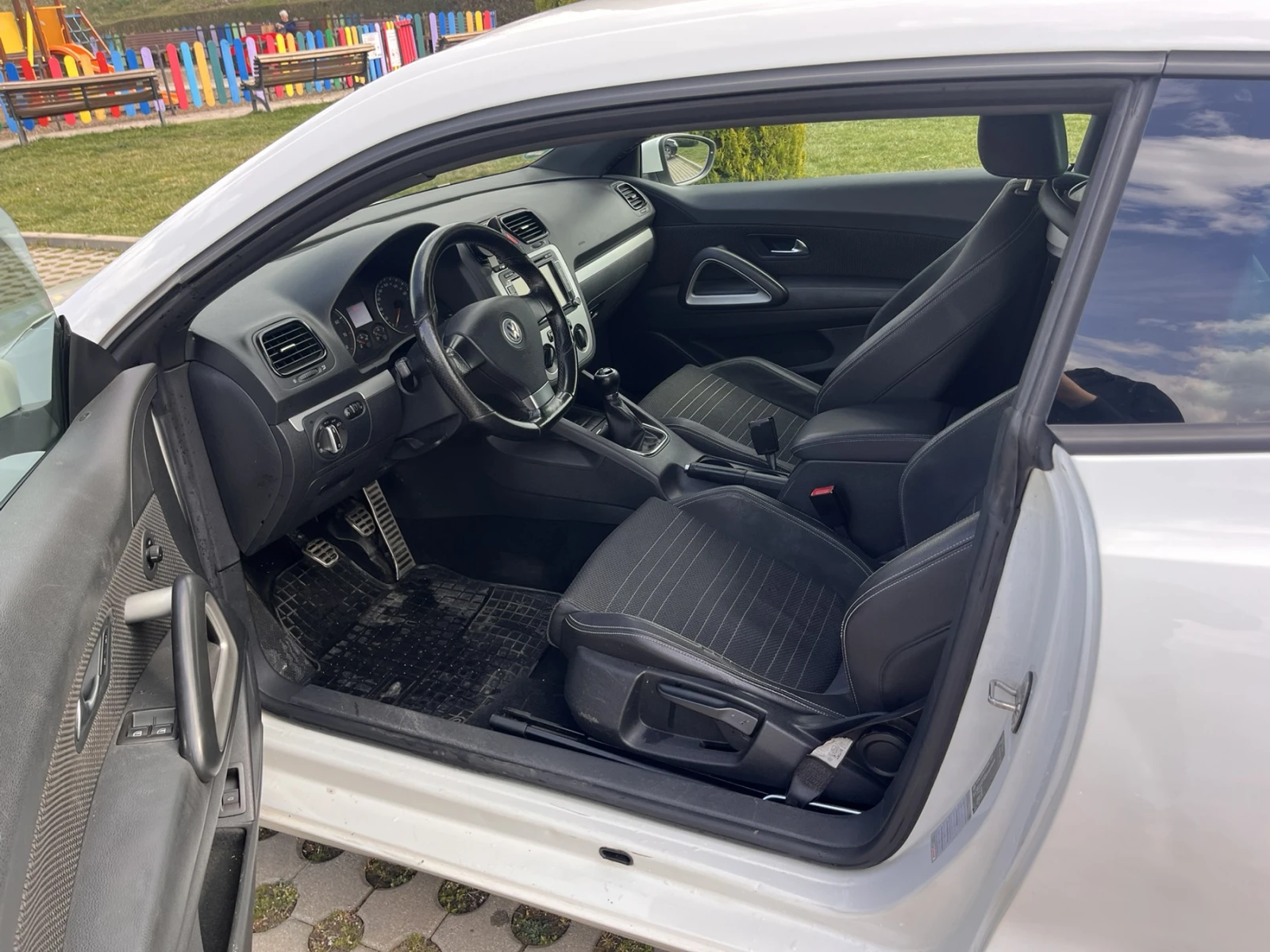 VW Scirocco 1.4TSI 160 PS, снимка 4 - Автомобили и джипове - 54000078