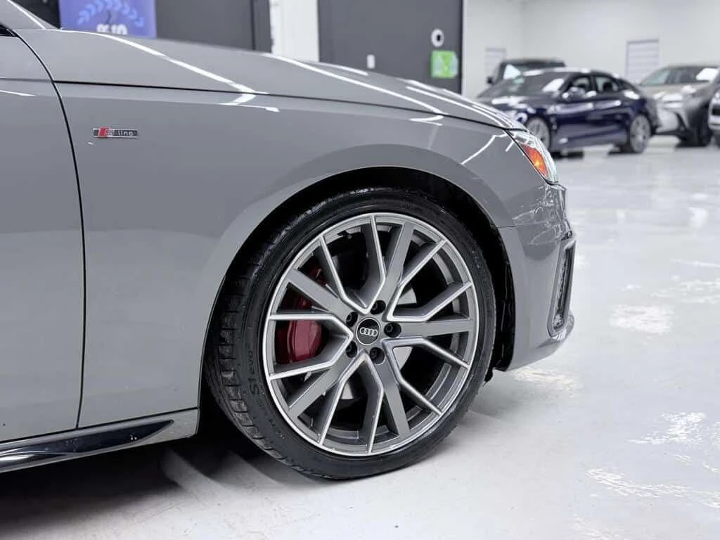 Audi A4 * PRESTIGE| TECHNIK| S LINE| 360CAM| BSM| LKA| B&O, снимка 3 - Автомобили и джипове - 54126248