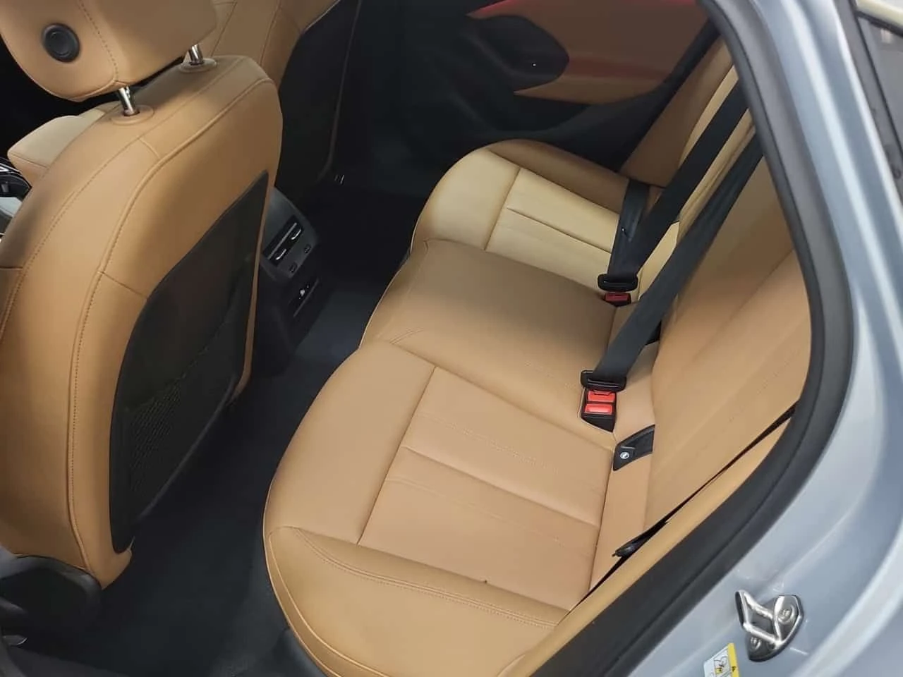 Audi A5 * Progressiv * 2 �����* ������* KEYLESS*  | Mobile.bg � ����������� 3