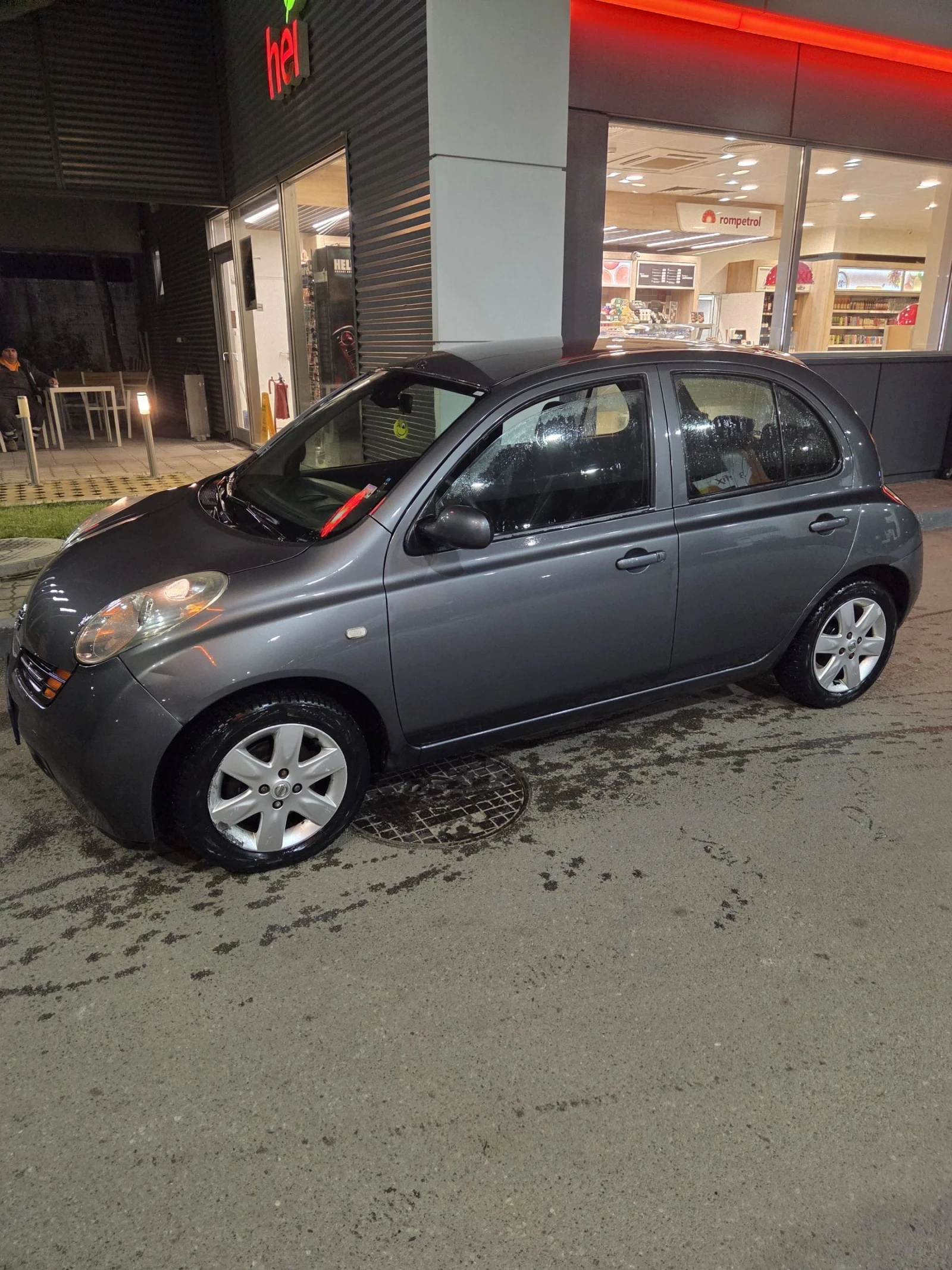 Nissan Micra 1.4 88к.с.безключов достъп, снимка 2 - Автомобили и джипове - 54458439