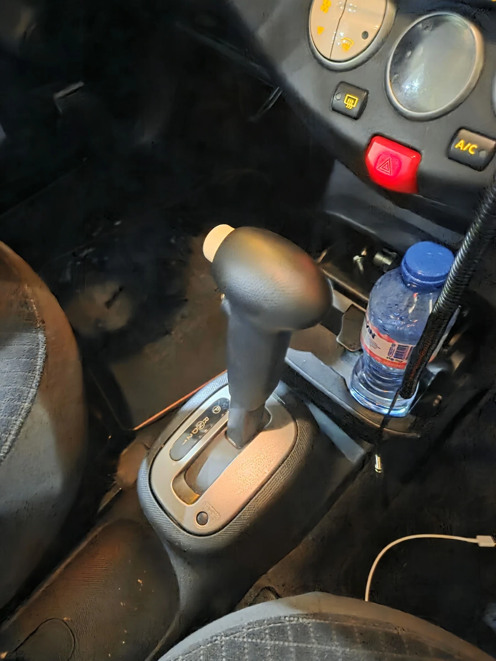 Nissan Micra 1.4 88к.с.безключов достъп, снимка 7 - Автомобили и джипове - 54458439