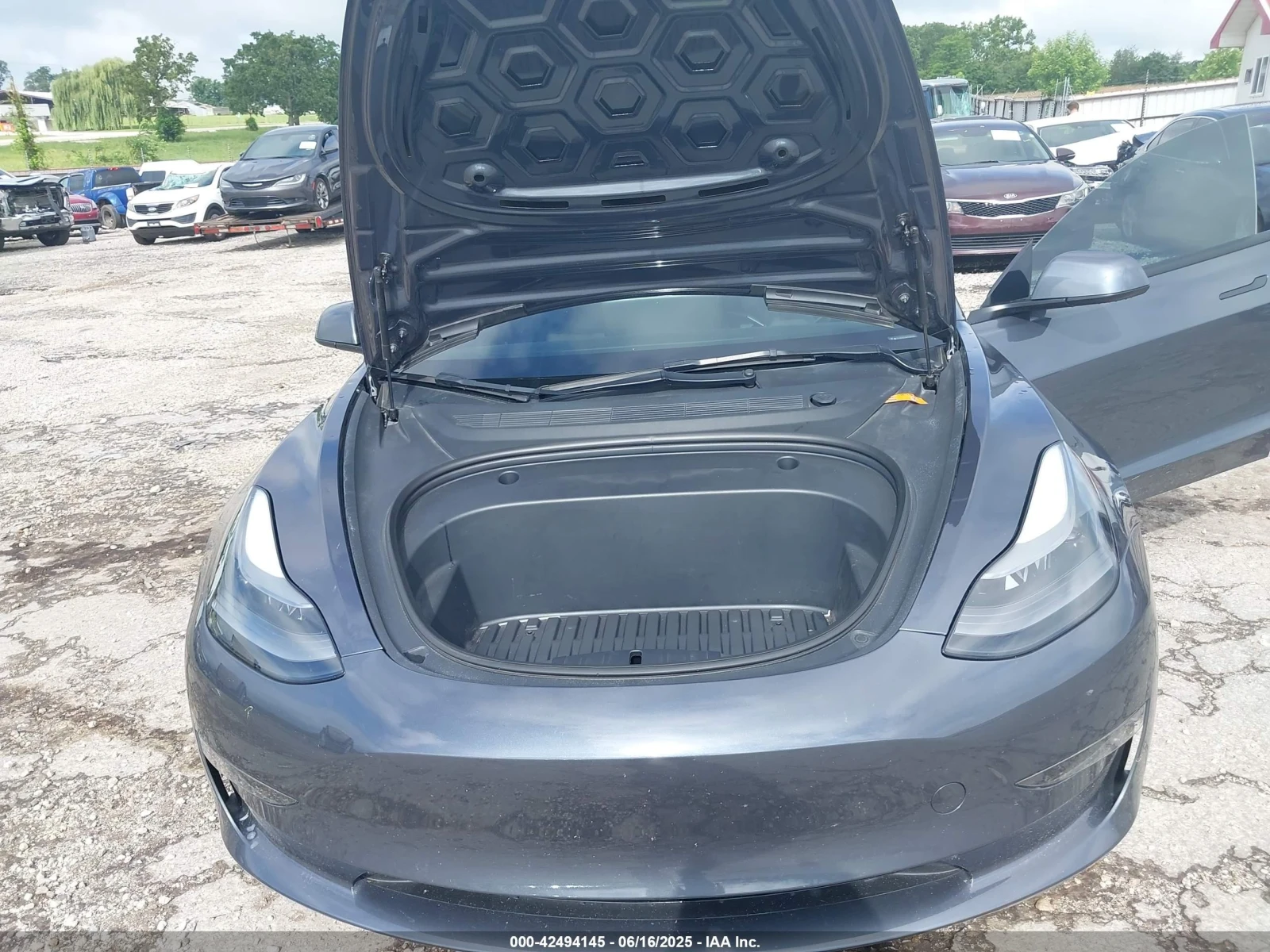Tesla Model 3 PERFORMANCE DUAL MOTOR ALL-WHEEL DRIVE, снимка 10 - Автомобили и джипове - 54687752