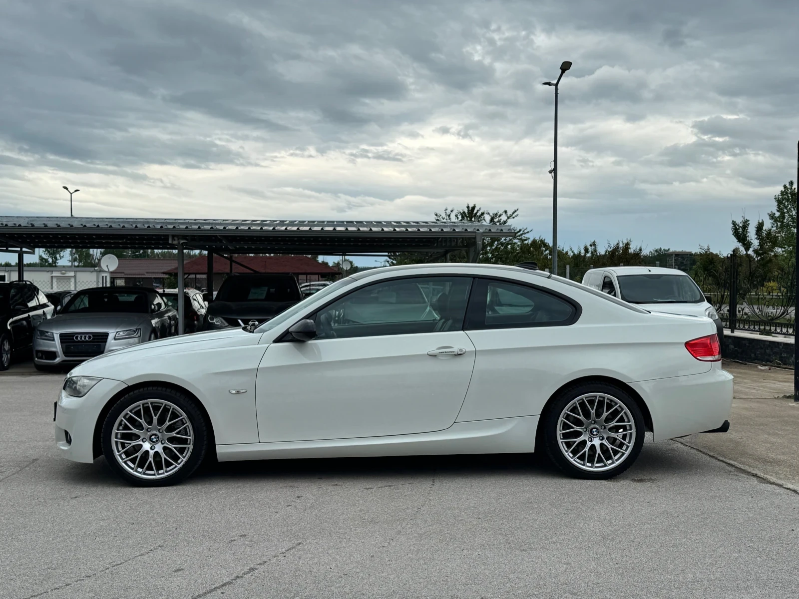 BMW 325 2.5i АВТОМАТ, снимка 2 - Автомобили и джипове - 54806487