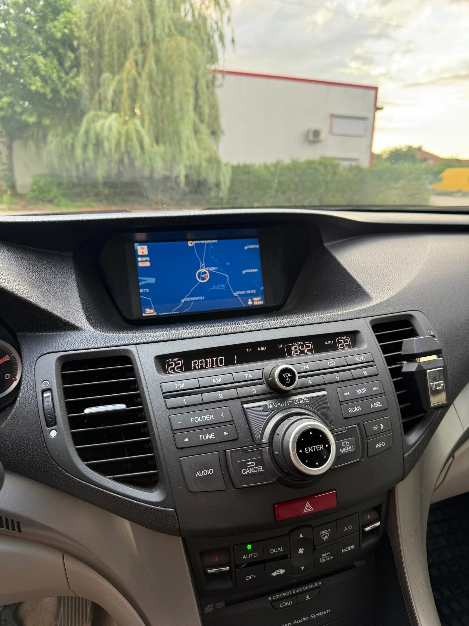 Honda Accord Executive + , снимка 7 - Автомобили и джипове - 55156995
