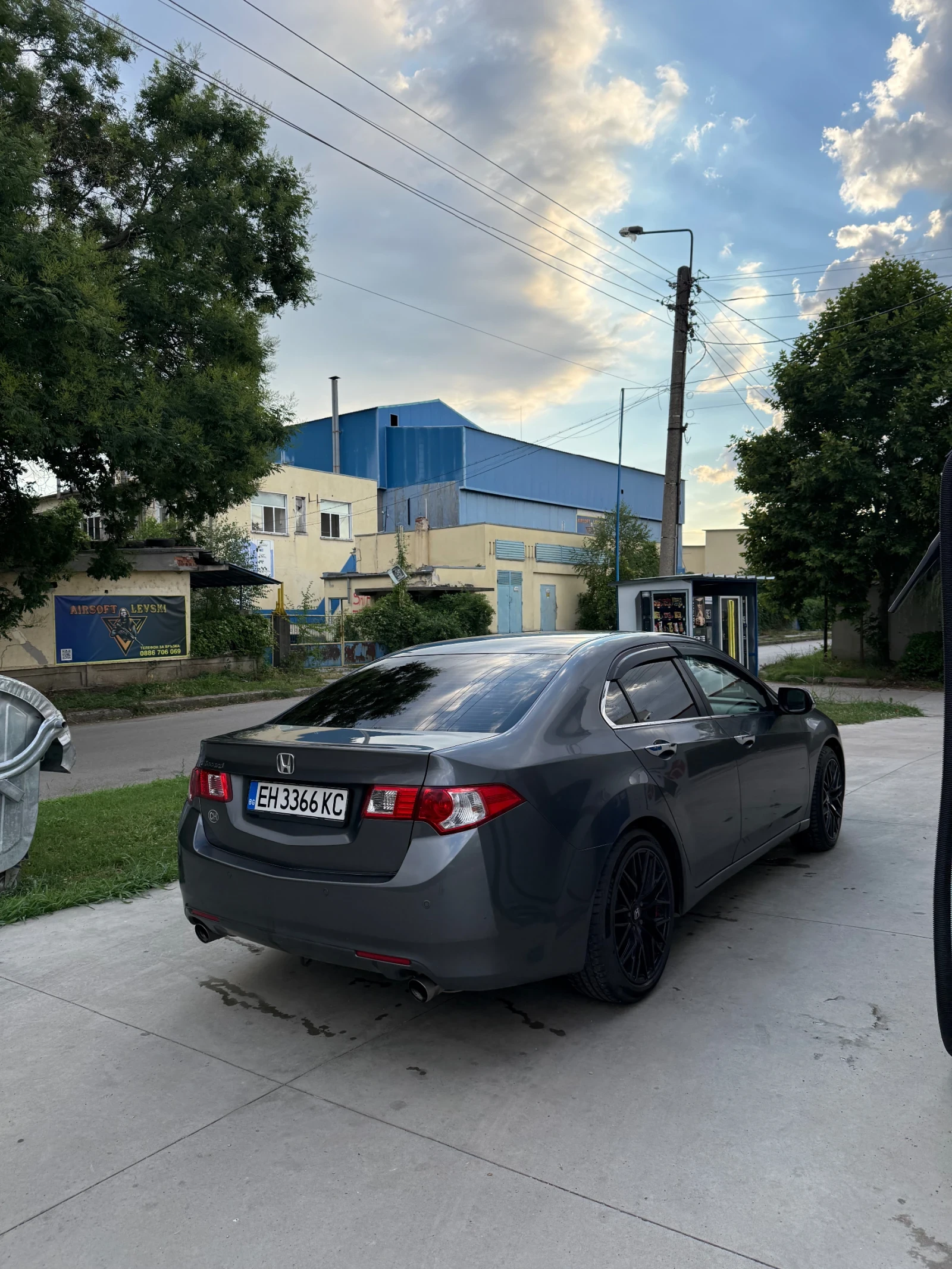 Honda Accord Executive + , снимка 4 - Автомобили и джипове - 55156995
