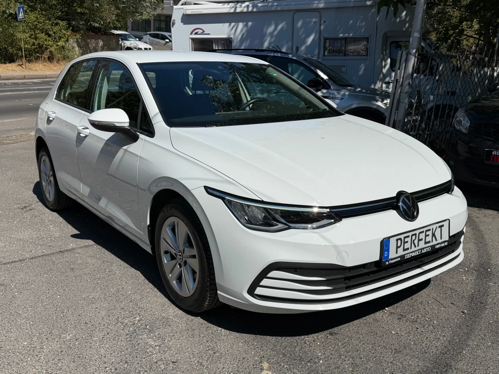 VW Golf 2.0TDI* DSG, снимка 3 - Автомобили и джипове - 56066598