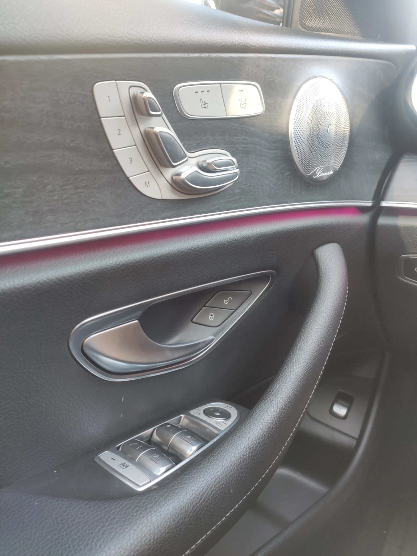 Mercedes-Benz E 400 AMG pack 333 к.с., снимка 12 - Автомобили и джипове - 56653482