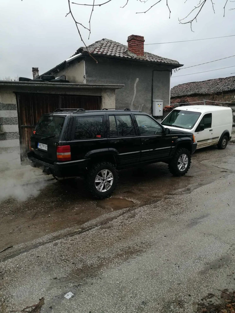 Jeep Grand cherokee, снимка 15 - Автомобили и джипове - 43802927