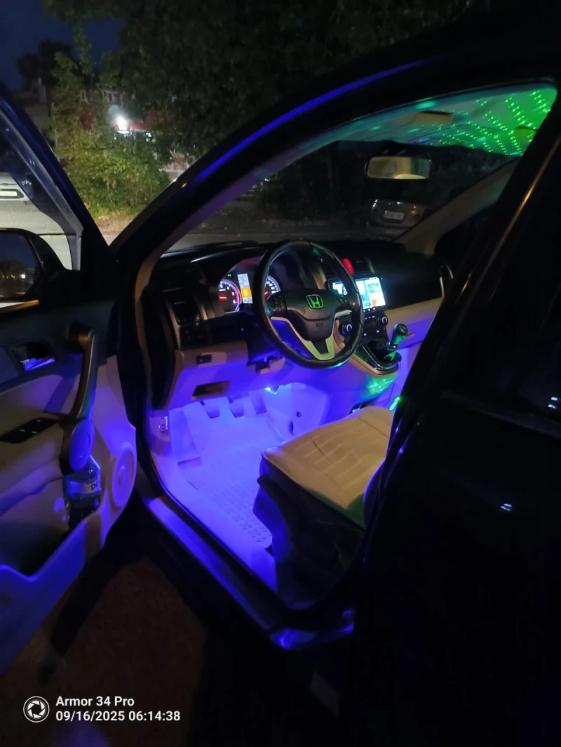 Honda Cr-v, снимка 7 - Автомобили и джипове - 52452433