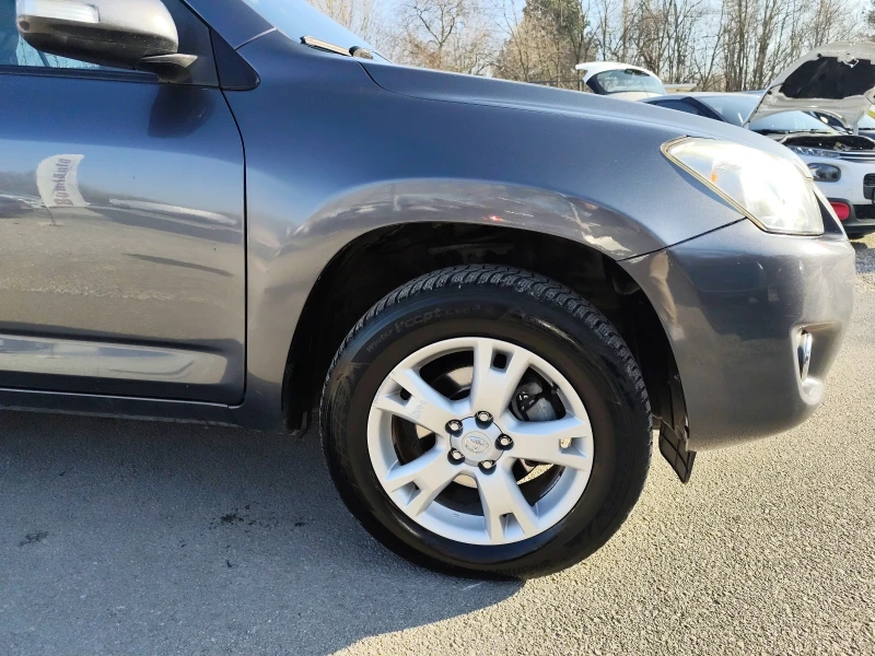 Toyota Rav4 2.2D-4D* 4X4* CROSSOVER* KOЖА* EURO5A* , снимка 15 - Автомобили и джипове - 52801881