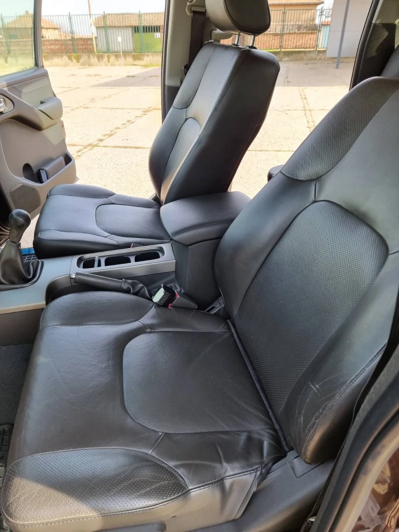 Nissan Navara 2.5 dci , снимка 7 - Автомобили и джипове - 53130779