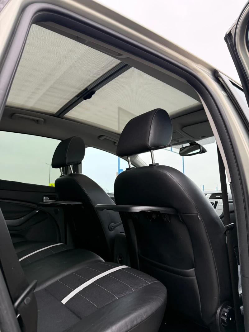 Ford Kuga 2.0 TDCi 4x4, снимка 9 - Автомобили и джипове - 53371880