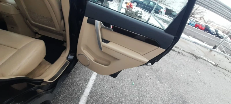 Chevrolet Captiva, снимка 3 - Автомобили и джипове - 53375112