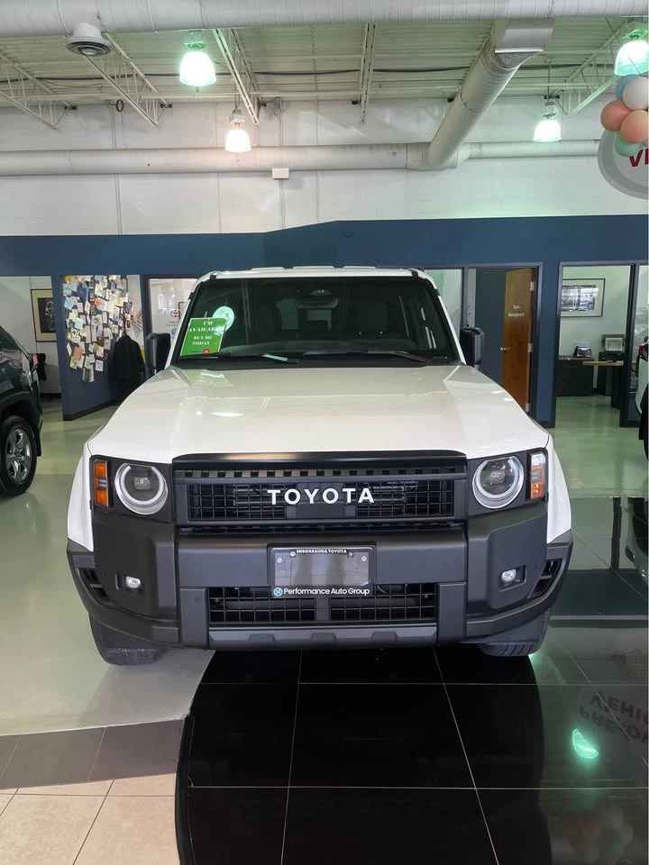 Toyota Land cruiser * 4WD* * HeadUp* * АвтоКредит* (ЦЕНА ДО БГ) - изображение 2
