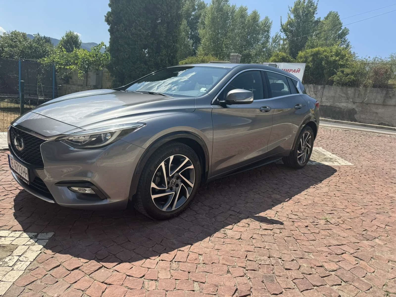 Infiniti Q30  - изображение 5