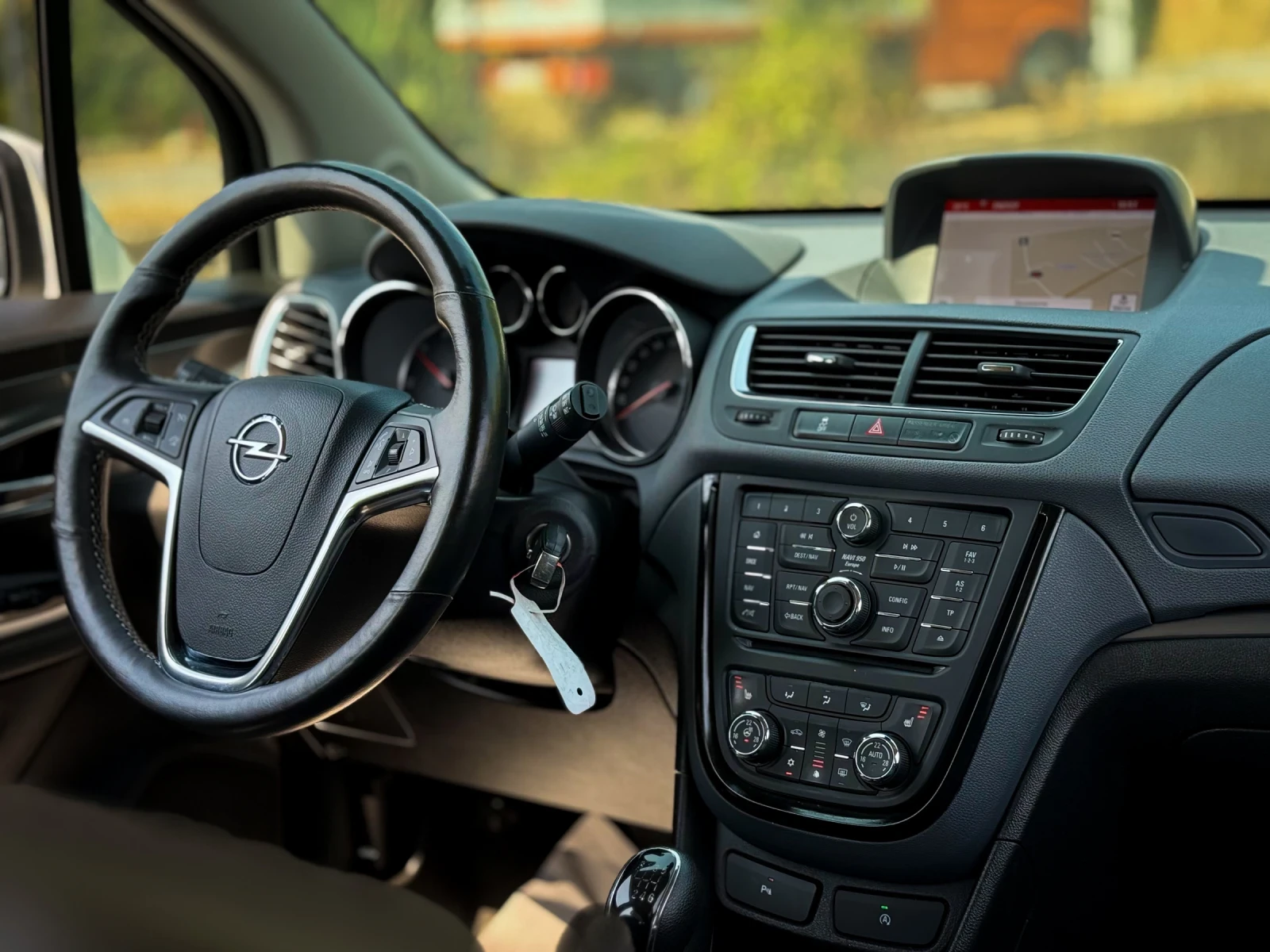 Opel Mokka 1.6 CDTi, снимка 10 - Автомобили и джипове - 55633745