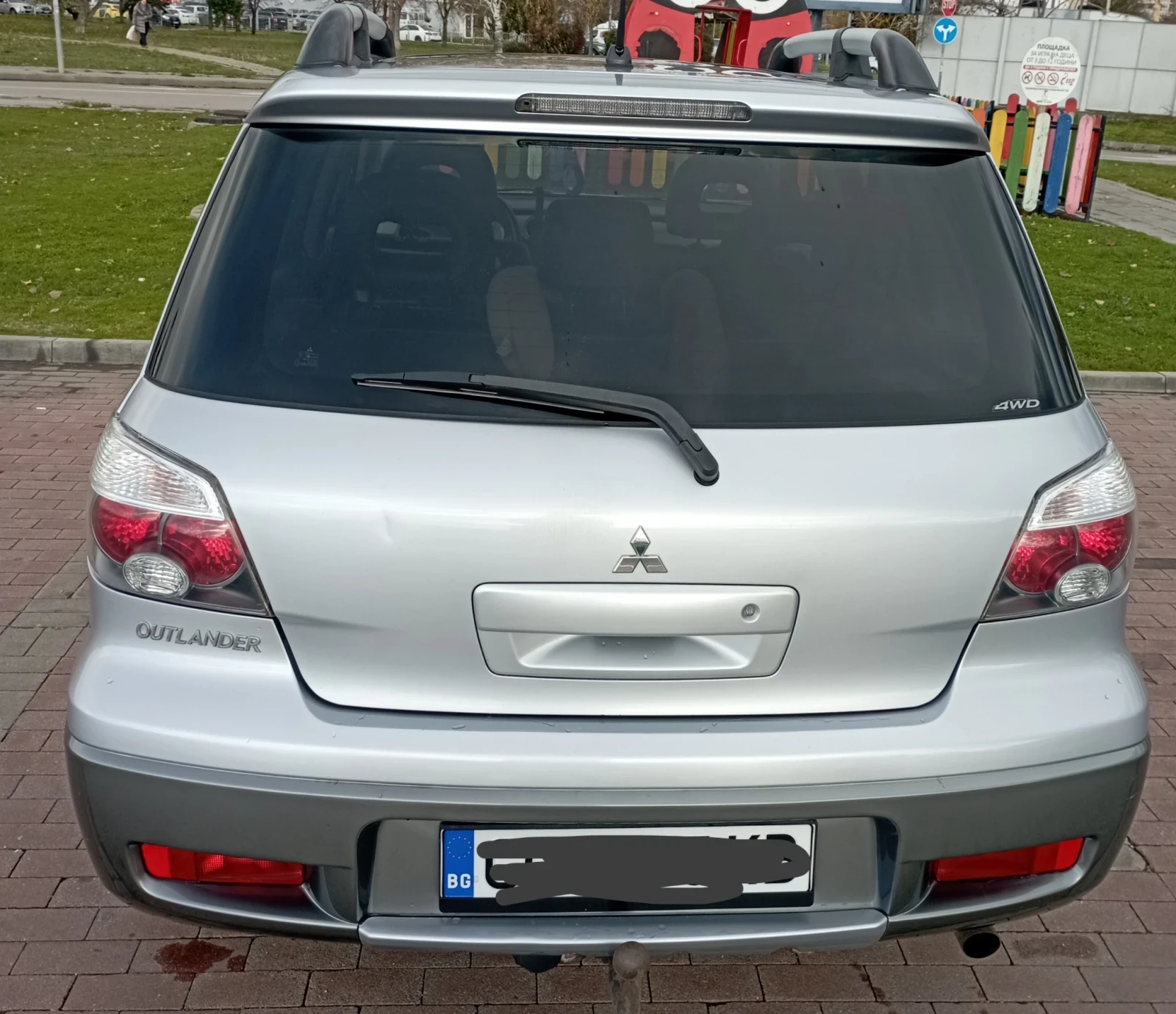 Mitsubishi Outlander 2.4 Mivek 160к.с 4х4, снимка 4 - Автомобили и джипове - 54065204