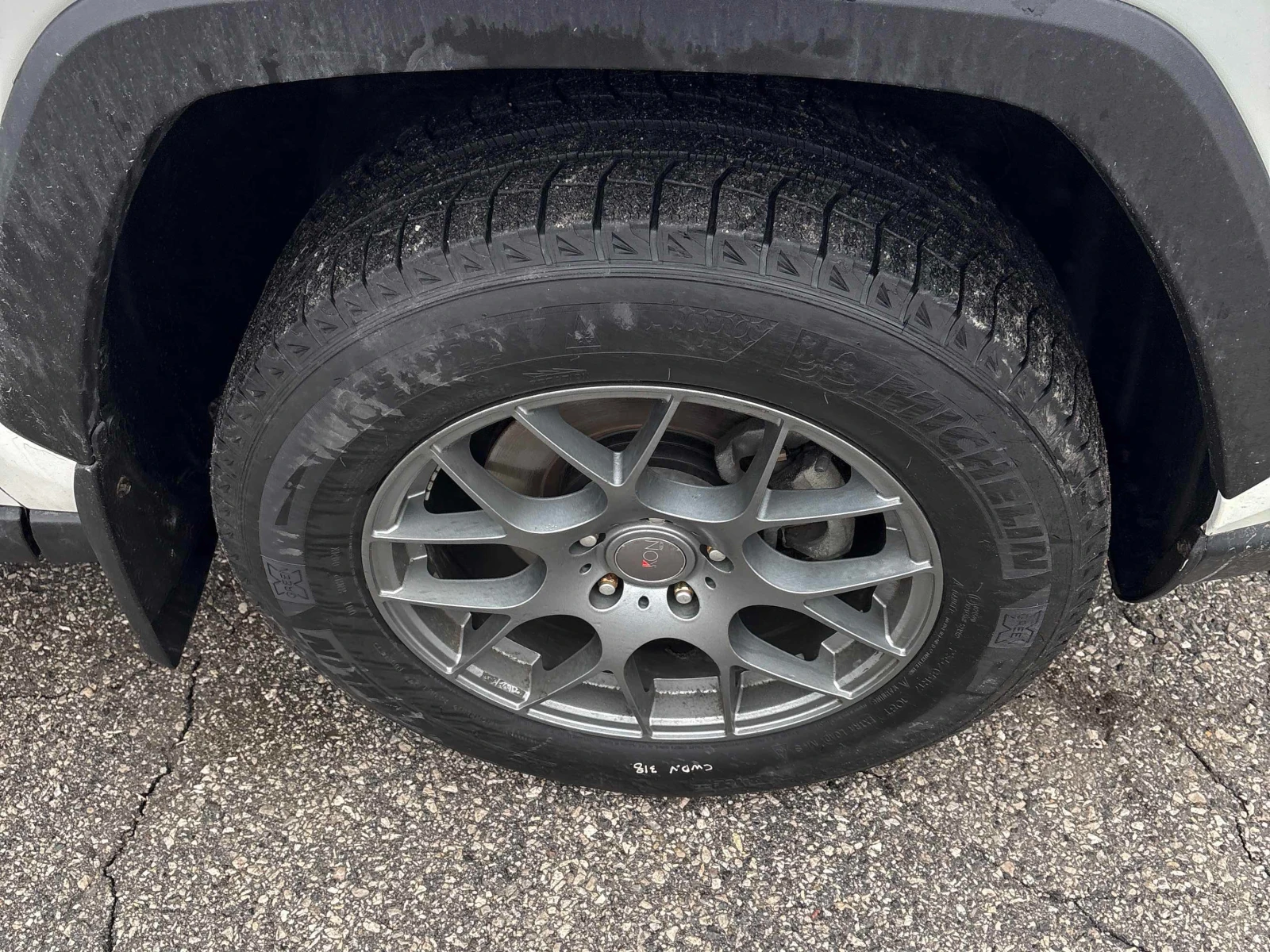 Toyota Rav4 LIMITED * * AWD * * CARFAX * * АВТО КРЕДИТ * * , снимка 6 - Автомобили и джипове - 53758840