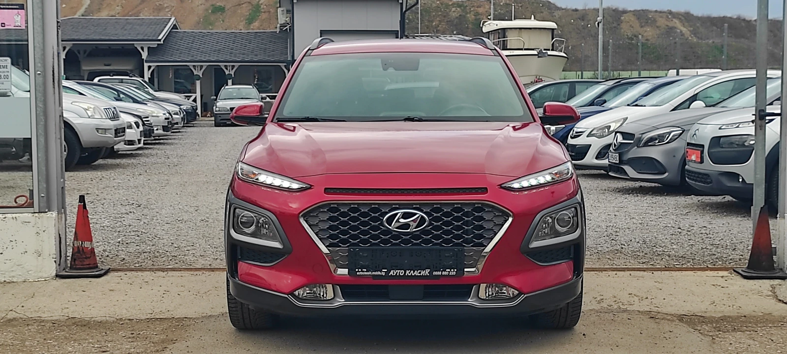 Hyundai Kona КАТО ОТ МАГАЗИНА; УНИКАЛНА-FULL!!!, снимка 2 - Автомобили и джипове - 53968241