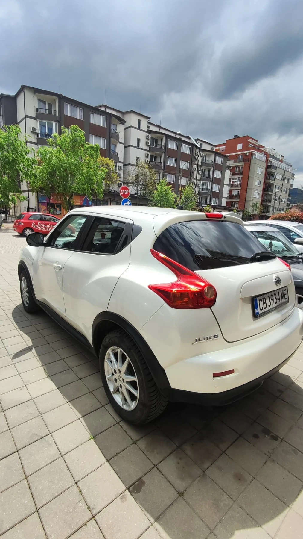 Nissan Juke, снимка 6 - Автомобили и джипове - 54398500
