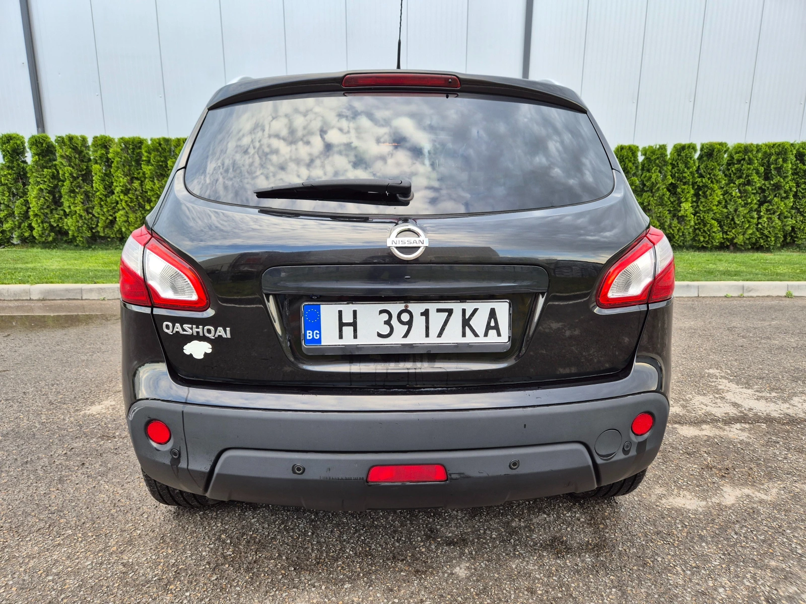 Nissan Qashqai 2.0i Avtomat Navi Koja 4x4 Швейцария , снимка 6 - Автомобили и джипове - 54620621
