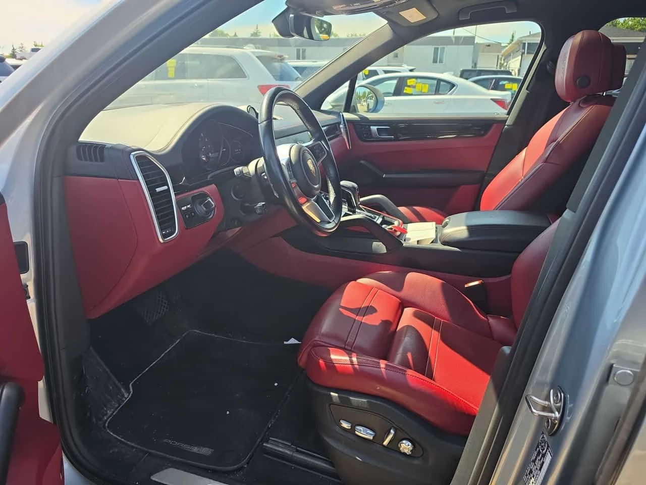 Porsche Cayenne  AWD/360/MATRIX/BOSE/ОБДУХВАНЕ, снимка 5 - Автомобили и джипове - 54830560