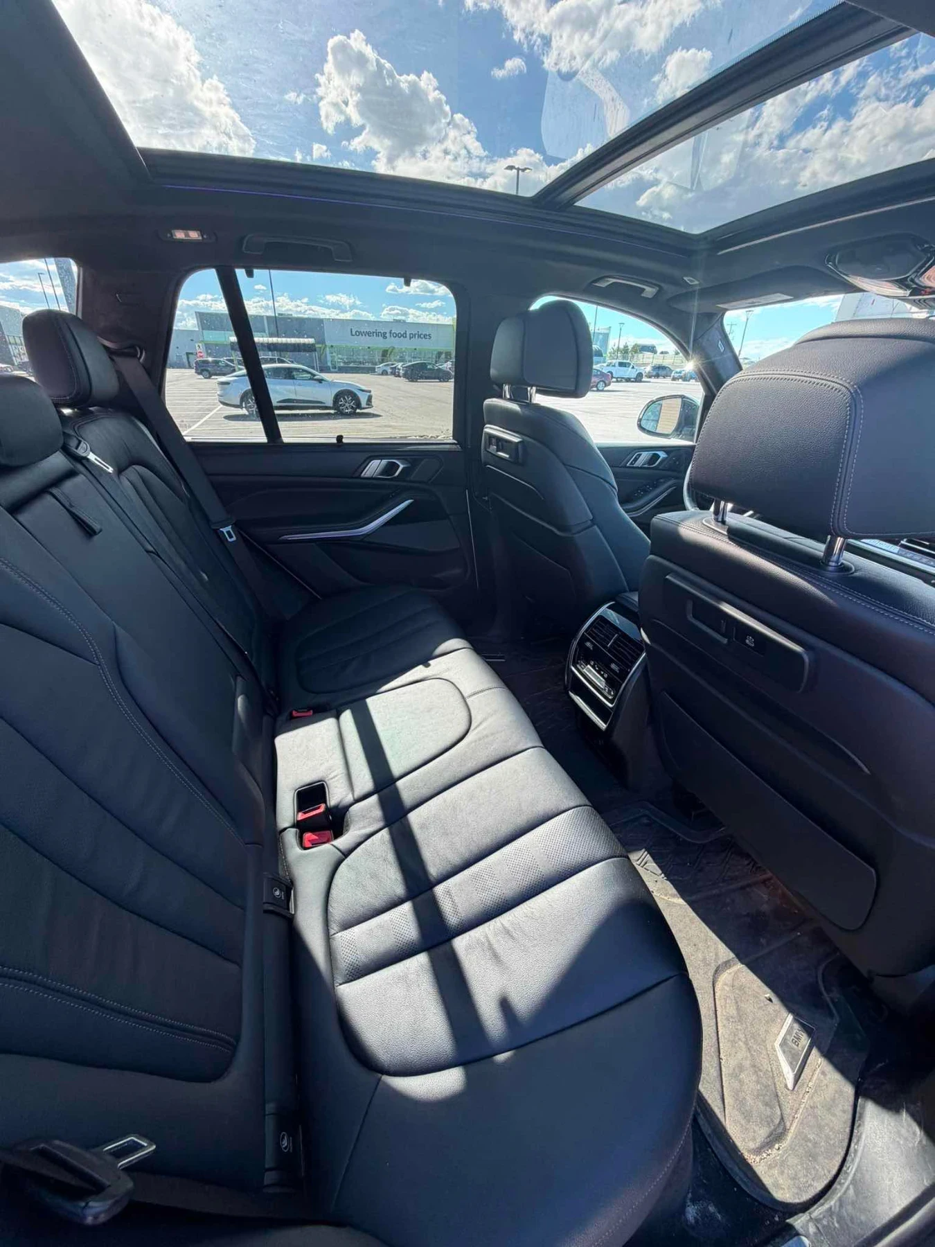 BMW X5 ДИСТРОНИК * SWAROVSKI * H/K * LASER * ПОДГРЕВ * , снимка 8 - Автомобили и джипове - 55255171