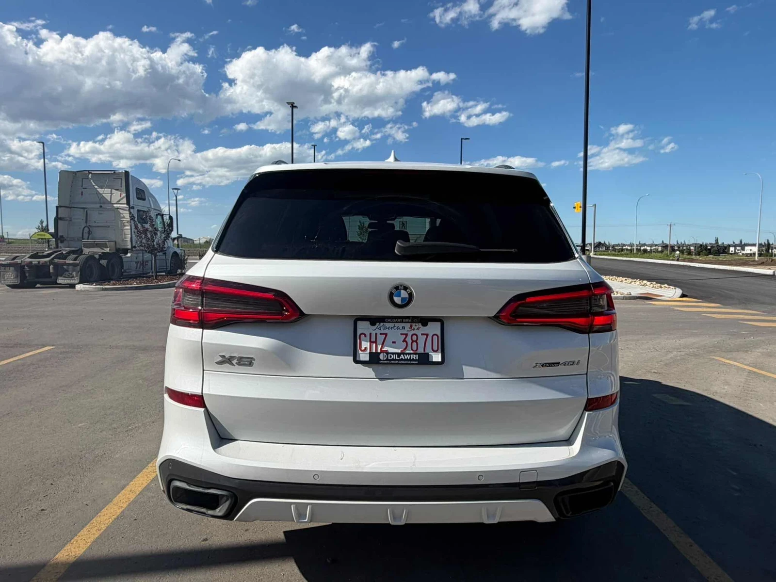 BMW X5 ДИСТРОНИК * SWAROVSKI * H/K * LASER * ПОДГРЕВ * , снимка 2 - Автомобили и джипове - 55255171