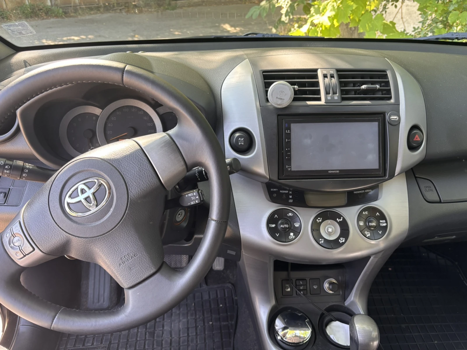 Toyota Rav4, снимка 7 - Автомобили и джипове - 55262322