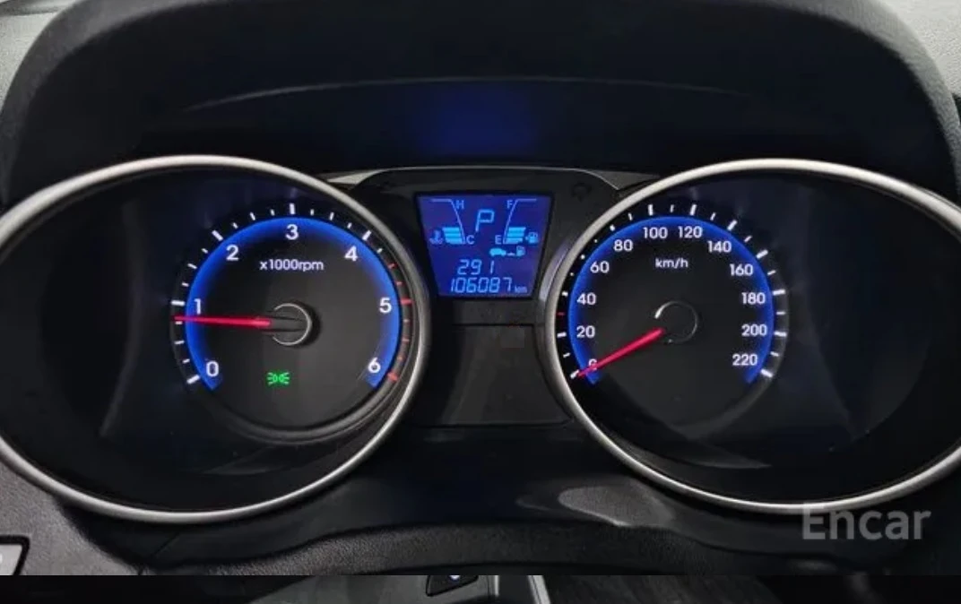 Hyundai Tucson E- VGT Smart Special, снимка 6 - Автомобили и джипове - 55480750