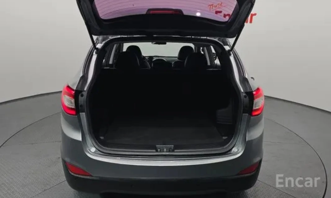 Hyundai Tucson E- VGT Smart Special, снимка 13 - Автомобили и джипове - 55480750