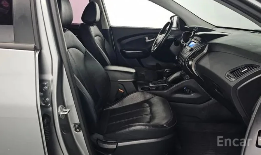 Hyundai Tucson E- VGT Smart Special, снимка 8 - Автомобили и джипове - 55480750