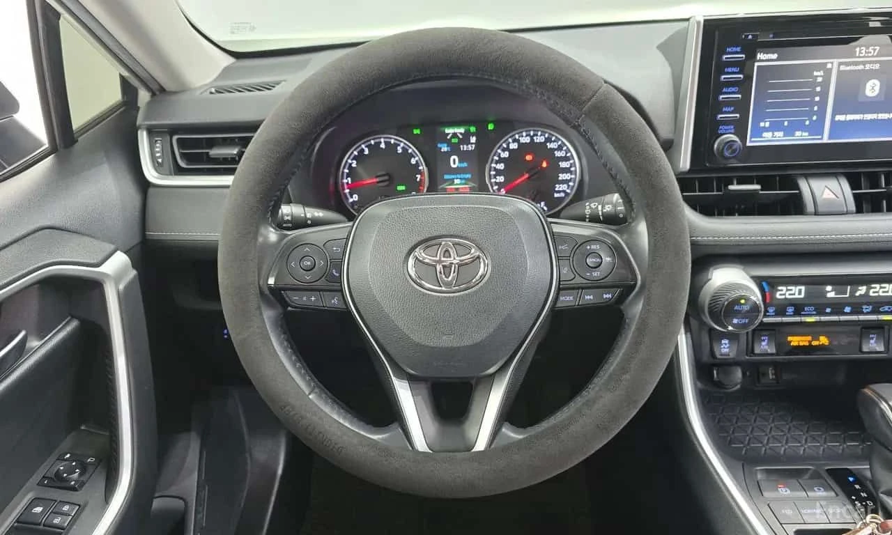 Toyota Rav4 * 2.5 2WD * CARFAX * ЦЕНА ДО БГ, снимка 12 - Автомобили и джипове - 55510790