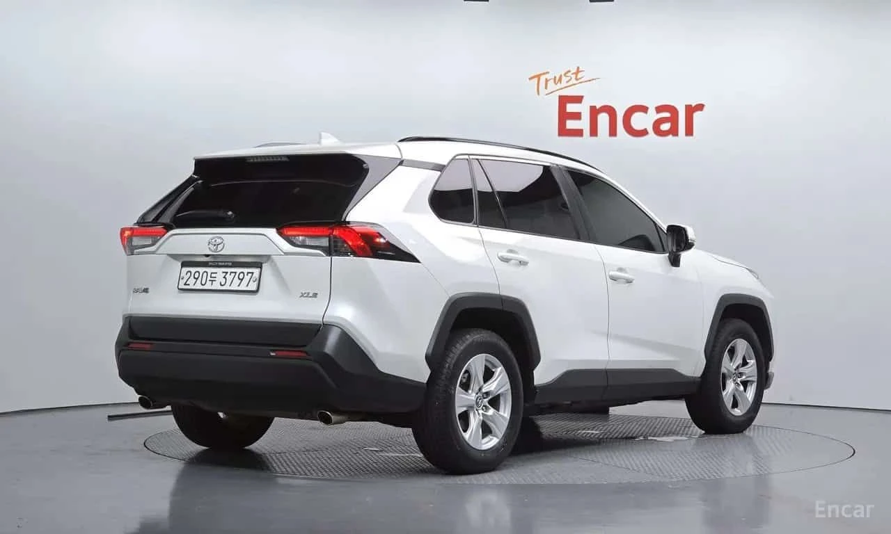 Toyota Rav4 * 2.5 2WD * CARFAX * ЦЕНА ДО БГ, снимка 2 - Автомобили и джипове - 55510790