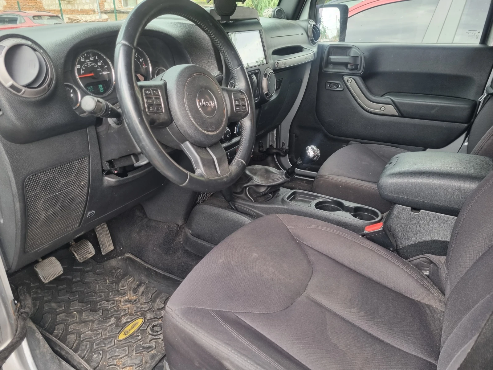 Jeep Wrangler, снимка 7 - Автомобили и джипове - 55656199