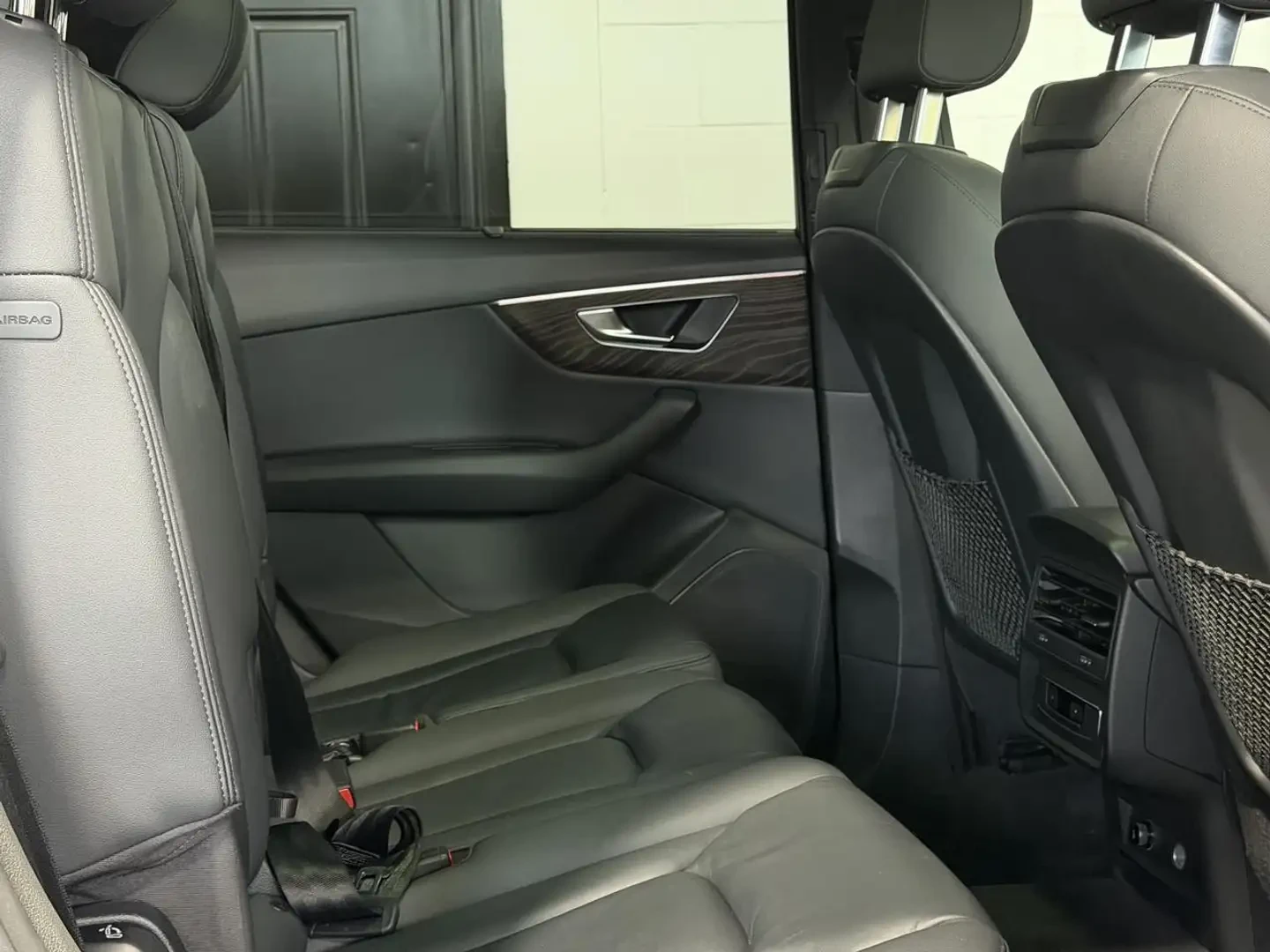 Audi Q7 55TFSI* MATRIX* S* LINE* 360КАМЕРА* ПАНОРАМА* , снимка 13 - Автомобили и джипове - 55751507