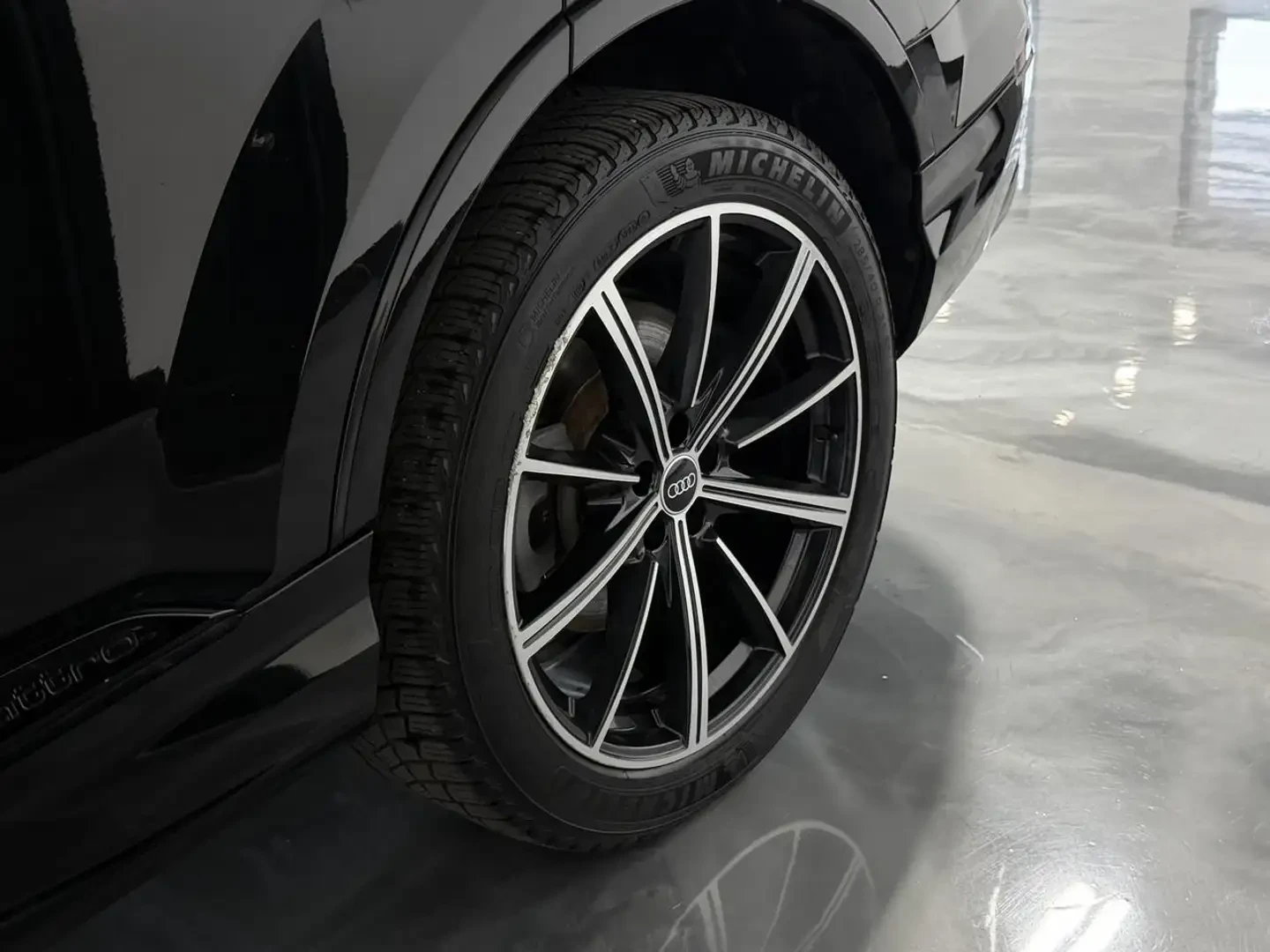 Audi Q7 55TFSI* MATRIX* S* LINE* 360КАМЕРА* ПАНОРАМА* , снимка 5 - Автомобили и джипове - 55751507