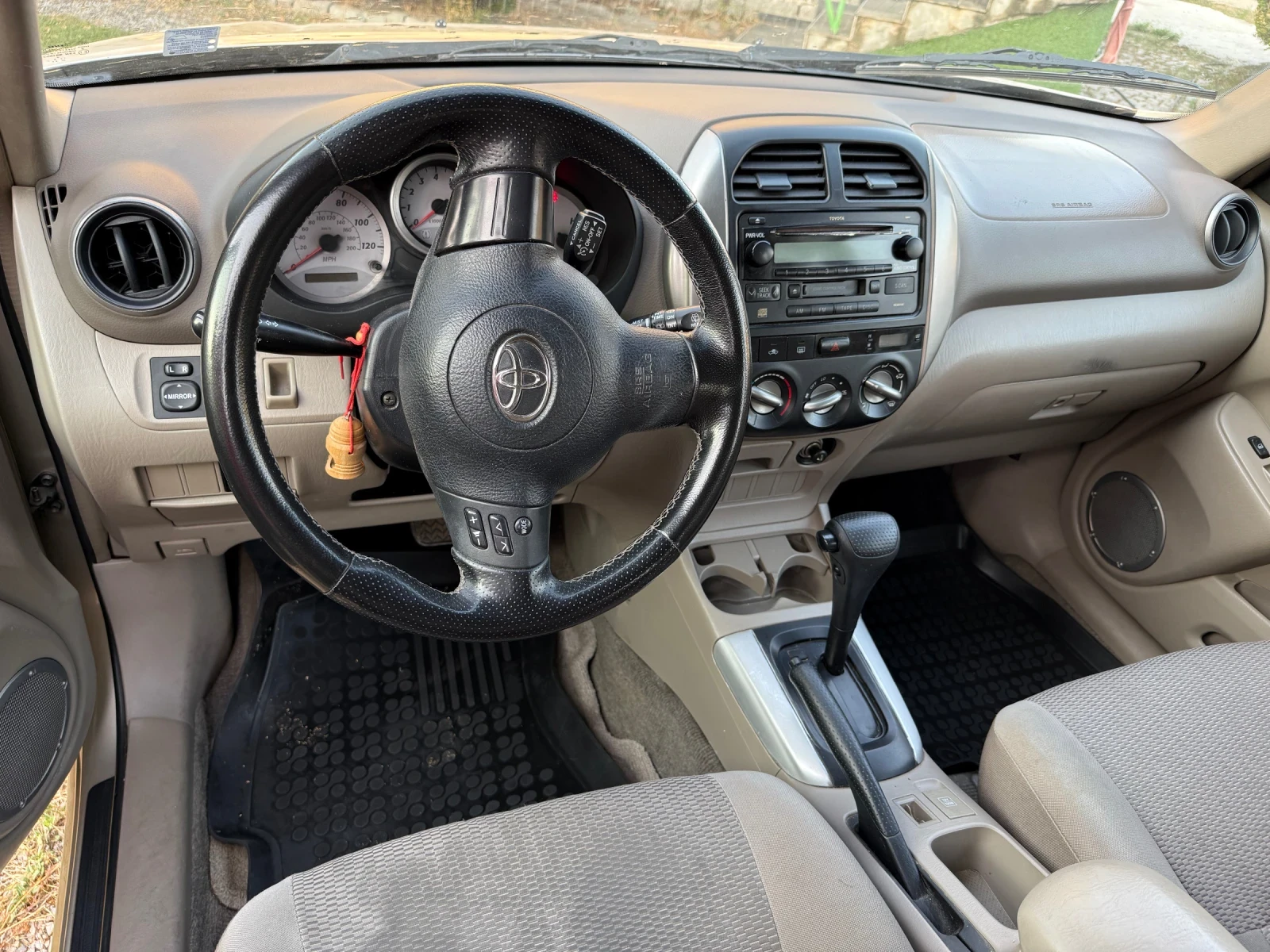 Toyota Rav4, снимка 4 - Автомобили и джипове - 55774174
