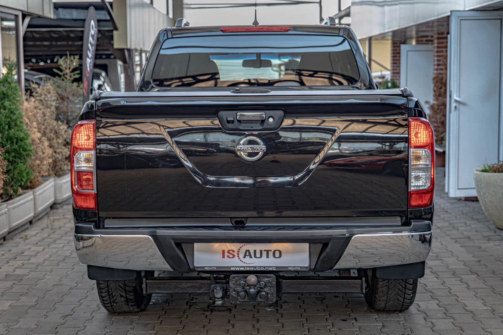 Nissan Navara NP300/Камера 360/Подгрев/AWD, снимка 4 - Автомобили и джипове - 56025693