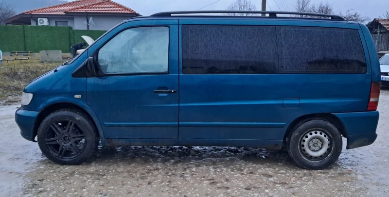 Mercedes-Benz Vito 2.2 cdi 9 места климатик 18цола AMG джанти, снимка 9 - Бусове и автобуси - 53489973
