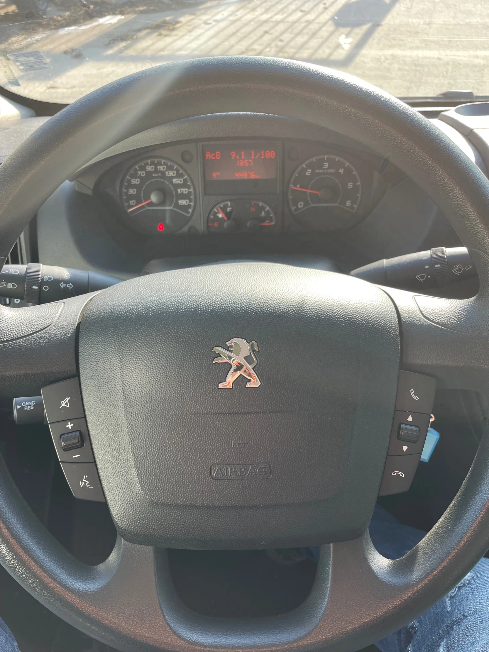 Peugeot Boxer 2.0HDI-130к.с. - изображение 10