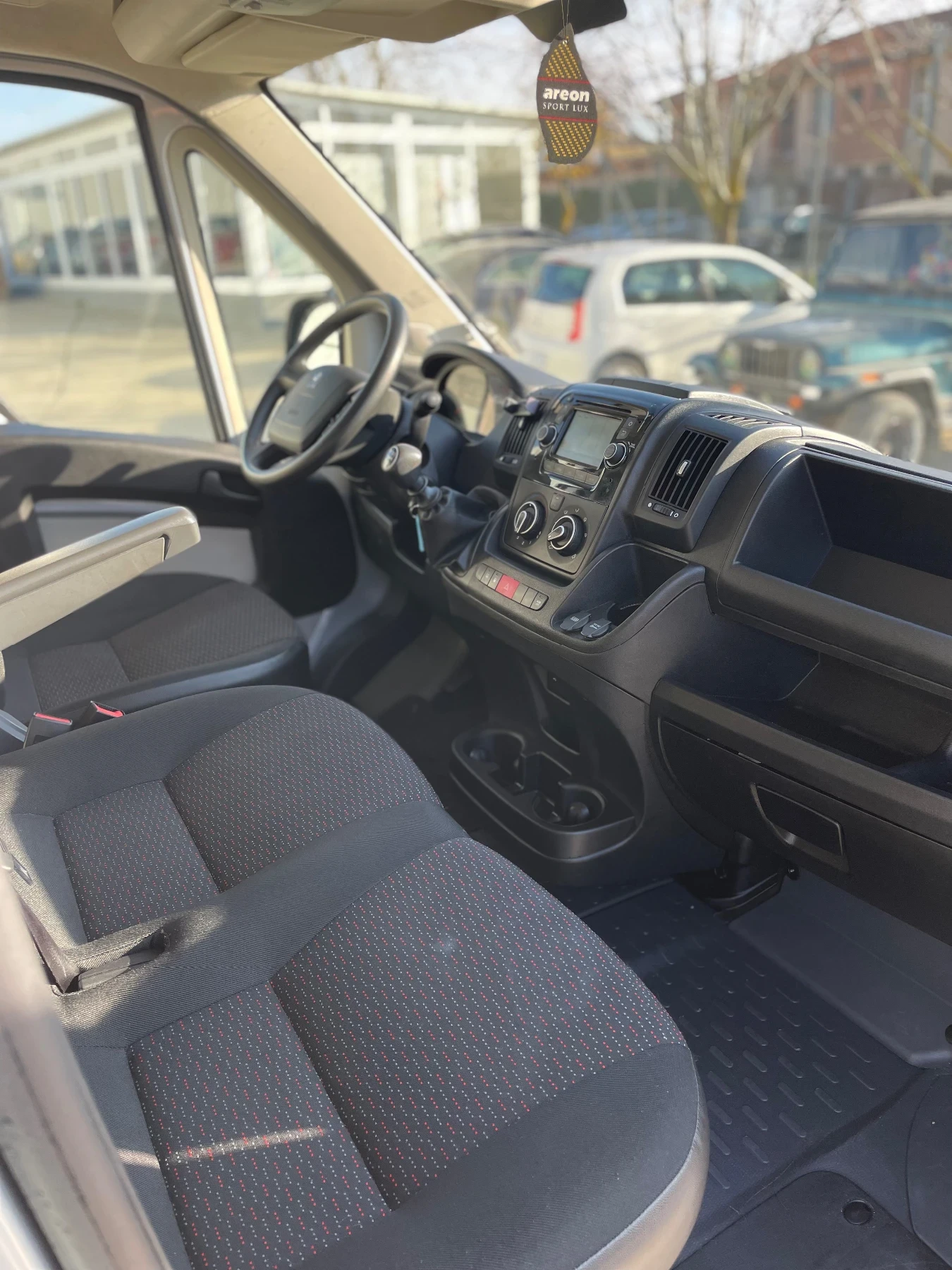 Peugeot Boxer 2.0HDI-130к.с. - изображение 9