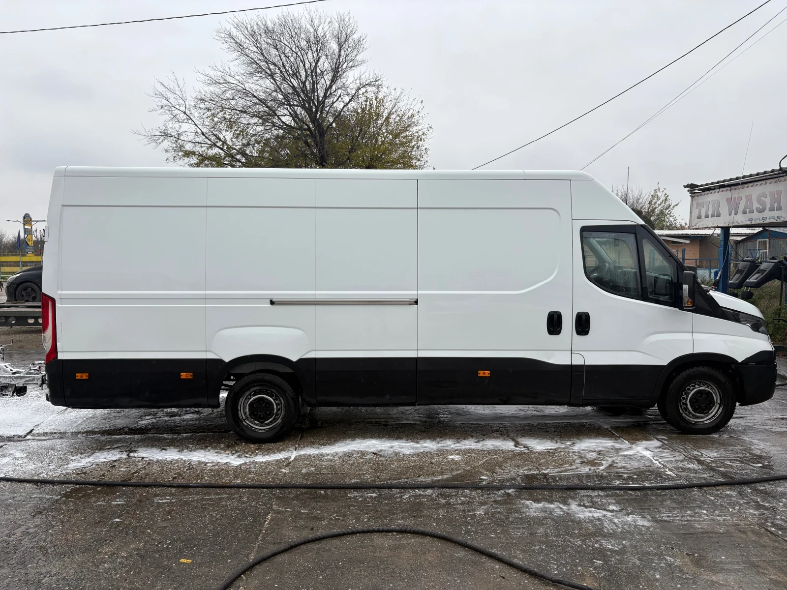 Iveco Daily, снимка 6 - Бусове и автобуси - 53858427