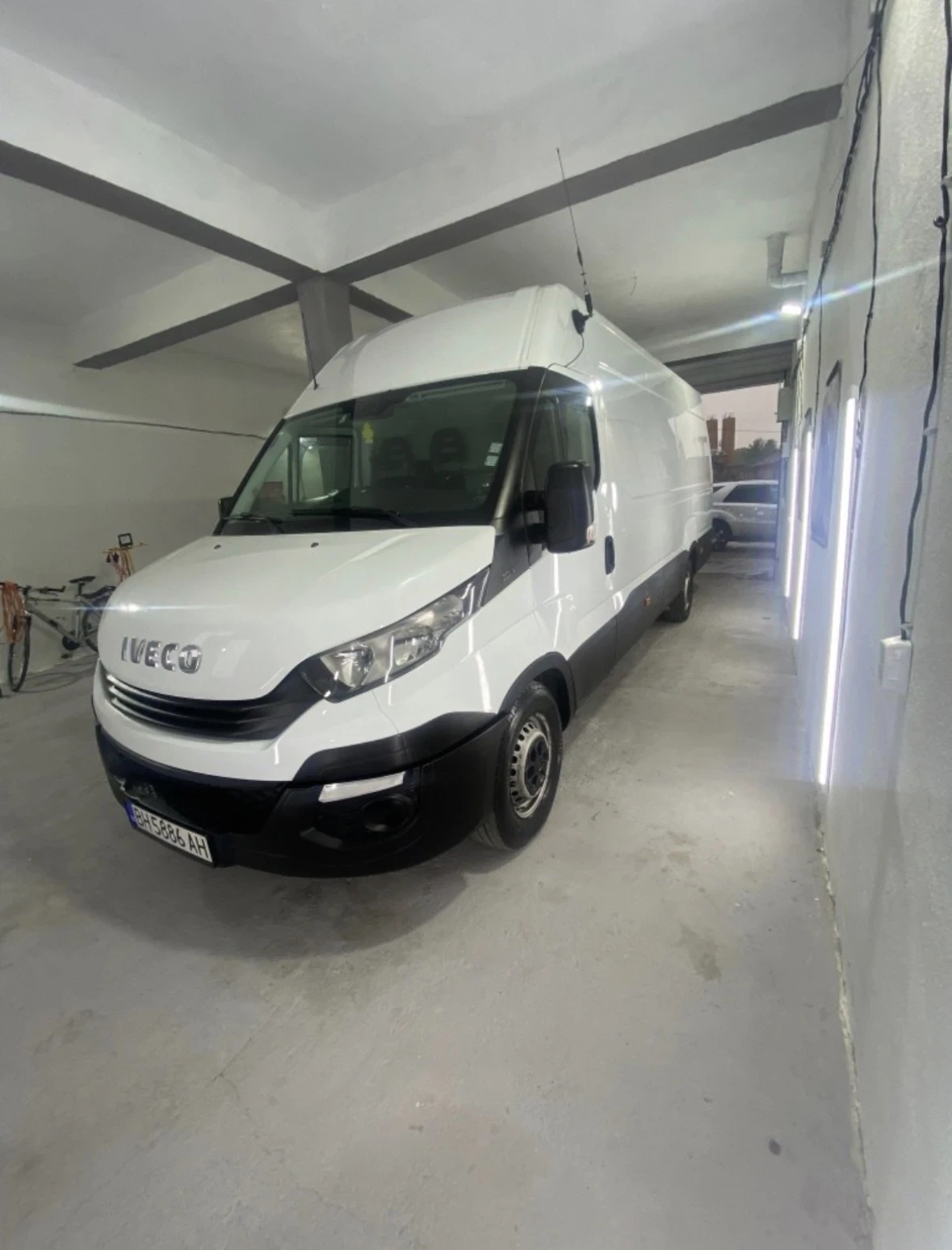 Iveco Daily, снимка 3 - Бусове и автобуси - 53858427