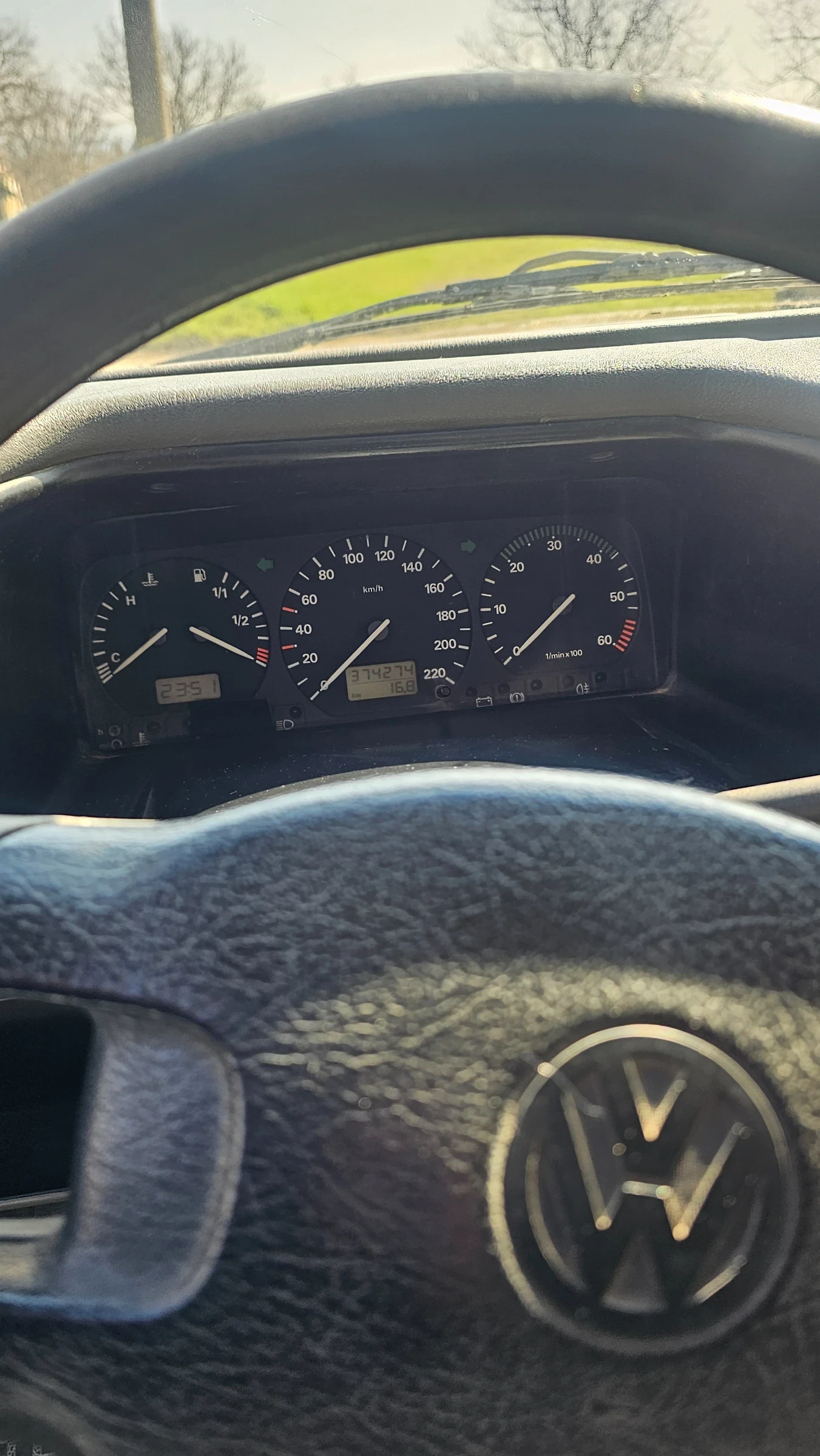 VW T4 2.5 бензин, снимка 7 - Бусове и автобуси - 53987049