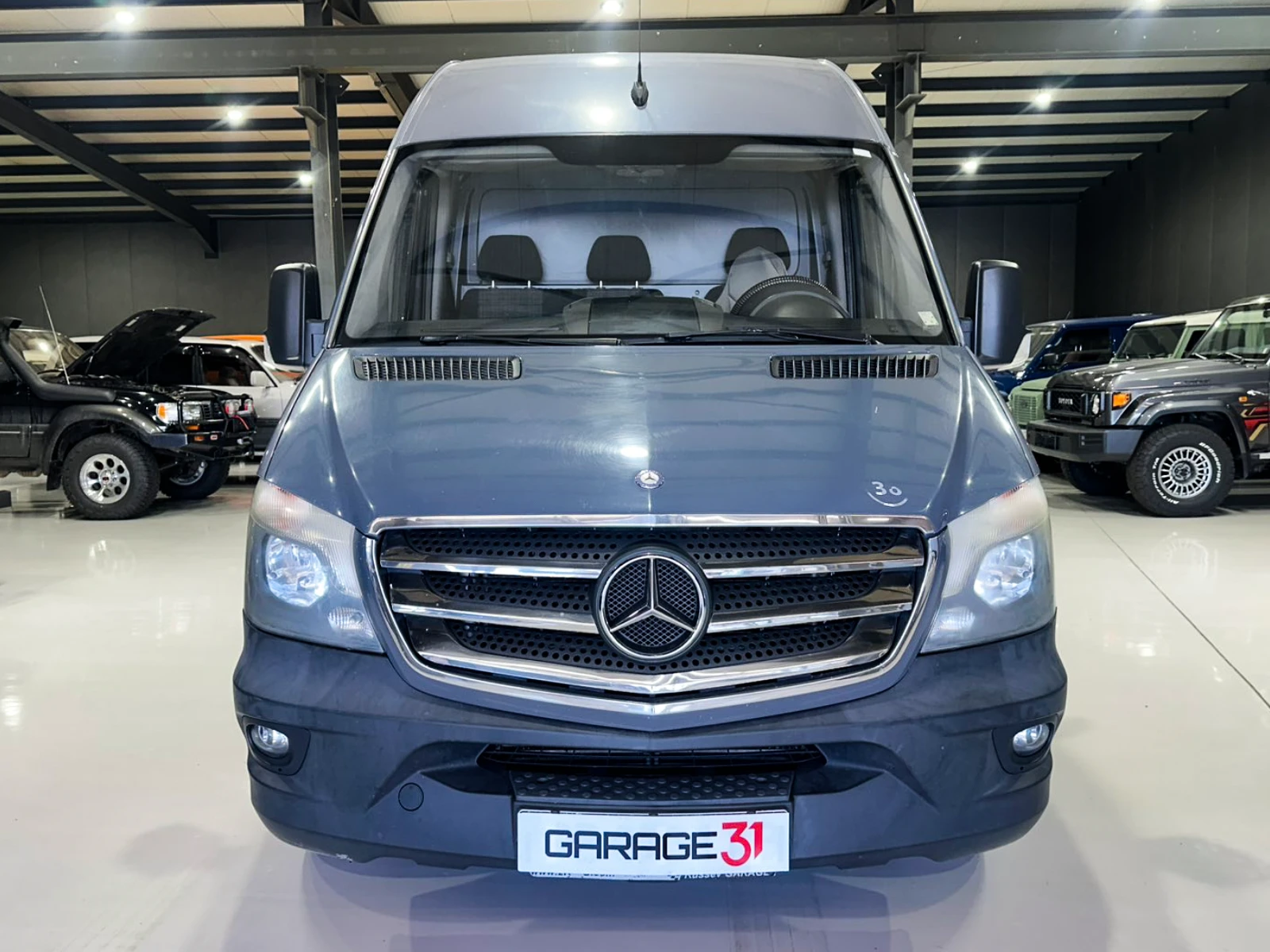 Mercedes-Benz Sprinter 319 7G-Tronic, снимка 2 - Бусове и автобуси - 54560594